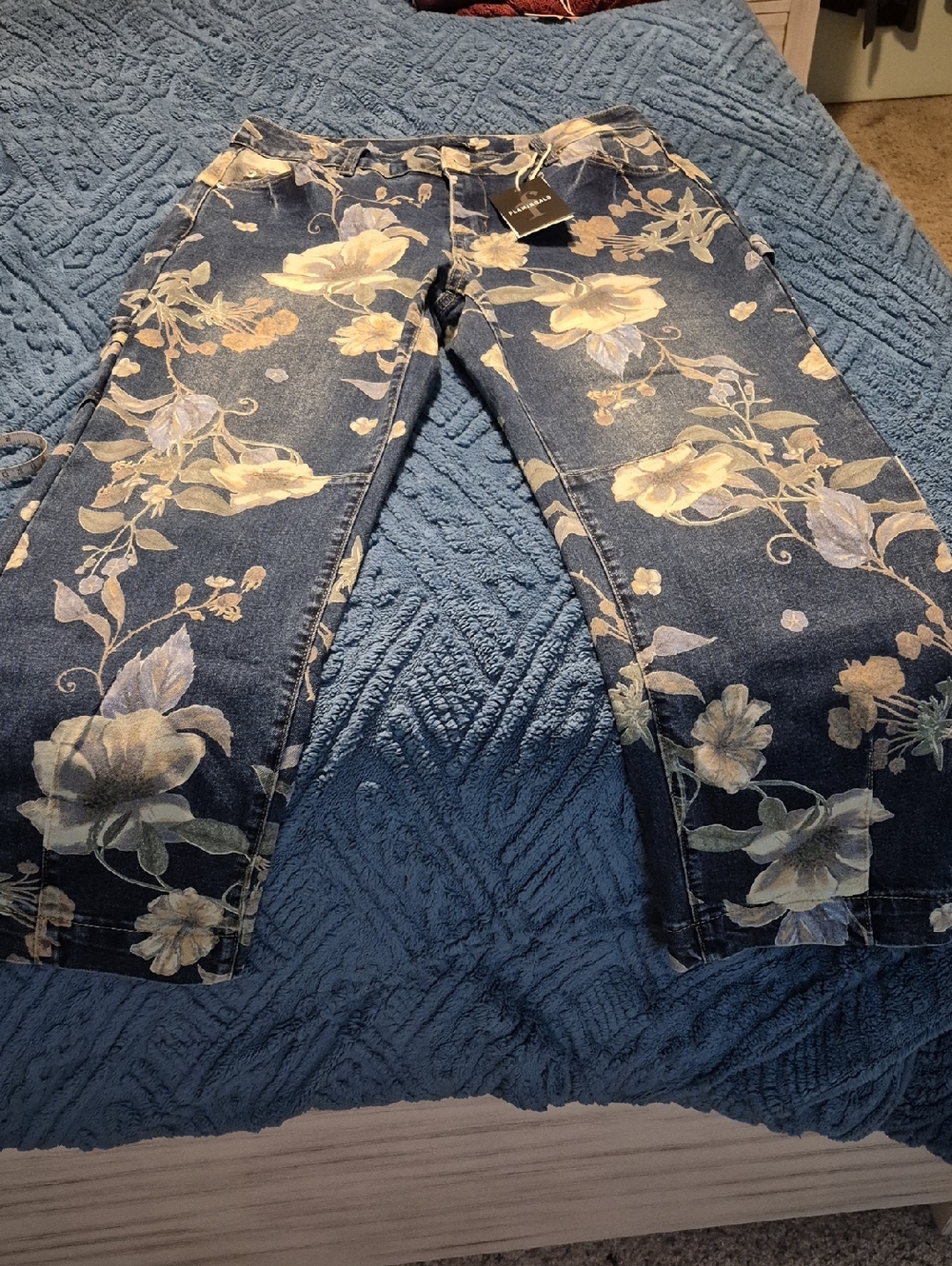 Flamingals Baby Barrel Dark Floral Wash Jeans Sz L NWT